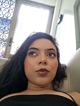 Snapshot of AriaBelles chatting on October 14, 6:19 pm AriaBelles online show from October 14, 6:19 pm