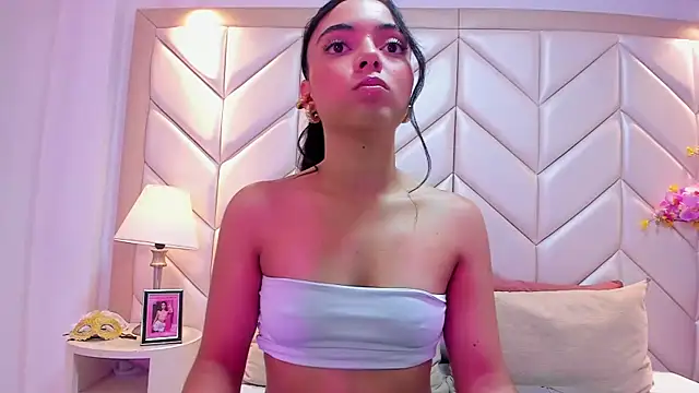 AriaBelles online show from October 21, 7:35 pm