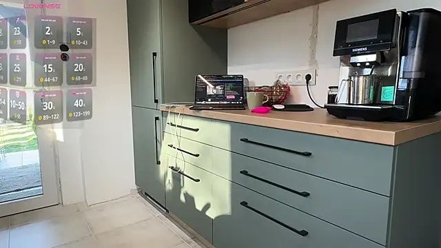 vani vibez online show from April 7, 6:26 am