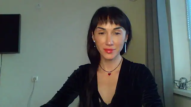 Snapshot of Zariveth chatting on October 12, 2:29 pm Zariveth online show from October 12, 2:29 pm