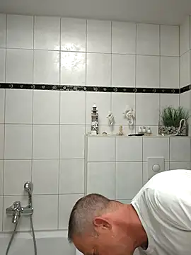 TommyTom76 online show from October 26, 10:15 am