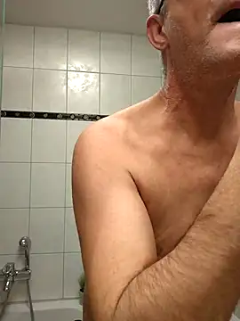 TommyTom76 online show from November 4, 8:18 am