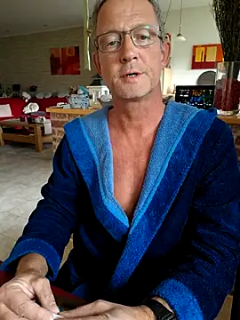 TommyTom76 online show from October 3, 11:34 am