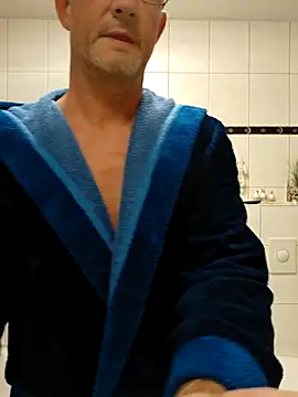 TommyTom76 online show from November 7, 8:13 pm