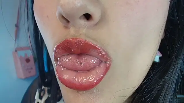 Hinata 21  online show from October 16, 6:38 pm