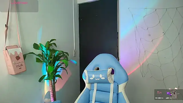 Hinata 21  online show from October 3, 1:56 pm