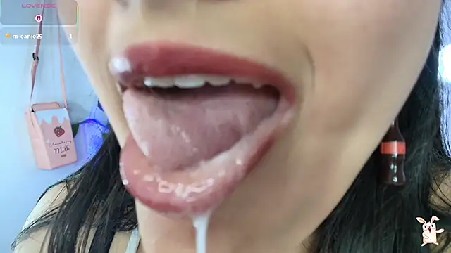 Hinata 21  online show from November 7, 8:57 pm