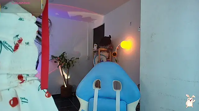 Hinata 21  online show from February 25, 8:52 pm