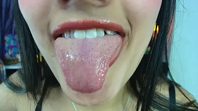 Hinata 21  online show from March 28, 5:36 pm