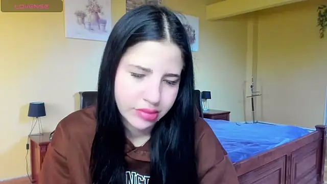 Malibu J online show from November 14, 8:29 am