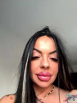 Snapshot of CarmenMB chatting on October 15, 3:09 pm CarmenMB online show from October 15, 3:09 pm