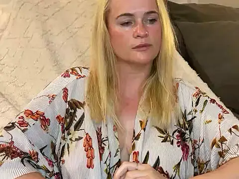 Sweet-TessaXX online show from October 27, 5:36 pm