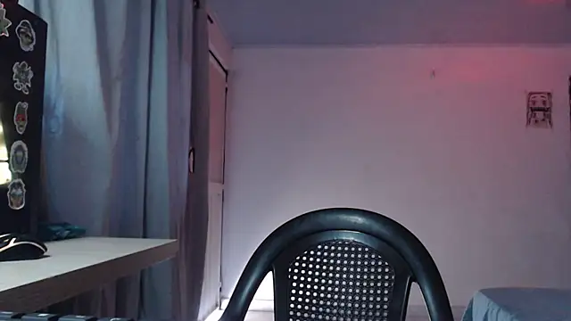 LittleCheerry69 online show from December 15, 7:31 pm