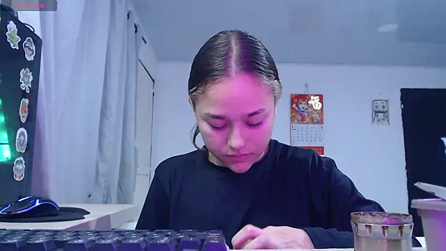 LittleCheerry69 online show from February 14, 4:07 pm