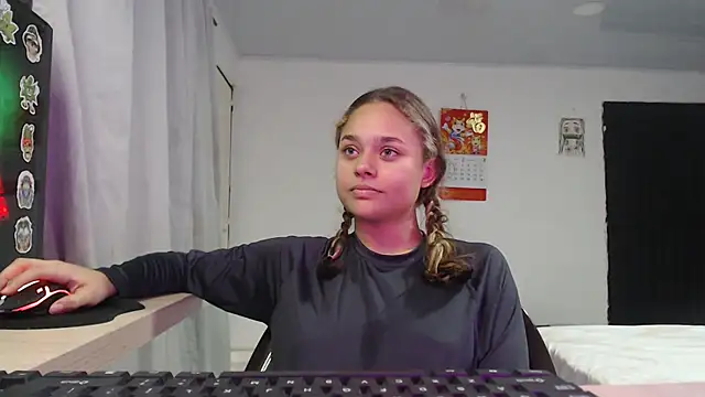 LittleCheerry69 online show from February 16, 4:05 pm