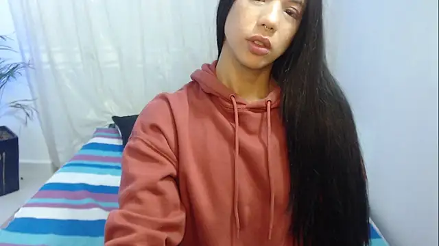 Snapshot of power_love_lemon chatting on October 23, 12:26 pm power love lemon online show from October 23, 12:26 pm