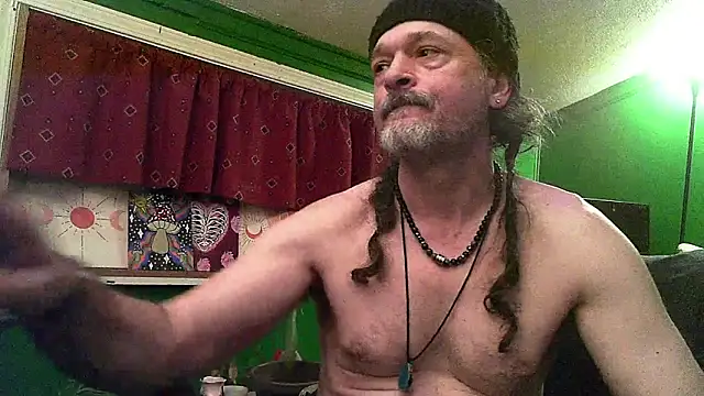 HippieDad333 online show from April 9, 4:58 am