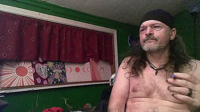 HippieDad333 online show from April 3, 4:52 am