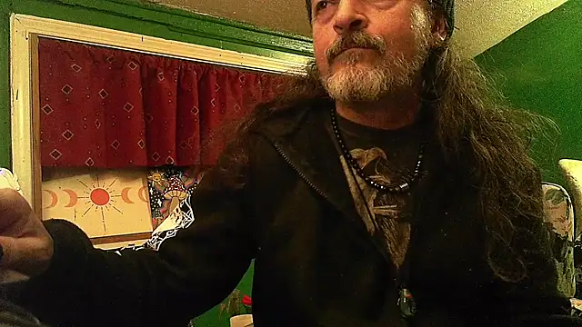 HippieDad333 online show from April 21, 1:53 am