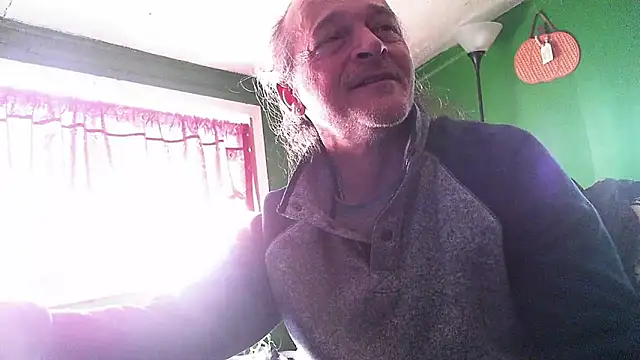 HippieDad333 online show from January 31, 7:12 pm