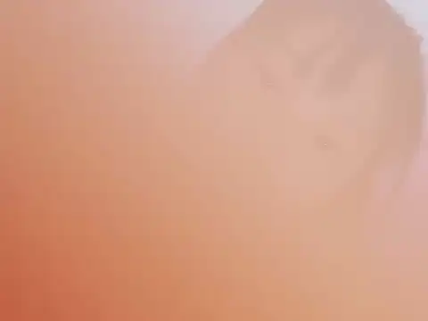 Snapshot of Lie_liee chatting on October 28, 9:58 pm Lie liee online show from October 28, 9:58 pm