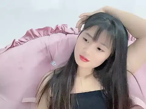 Snapshot of Lie_liee chatting on November 7, 12:04 am Lie liee online show from November 7, 12:04 am