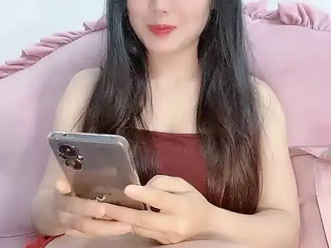 Lie liee online show from May 17, 10:32 pm