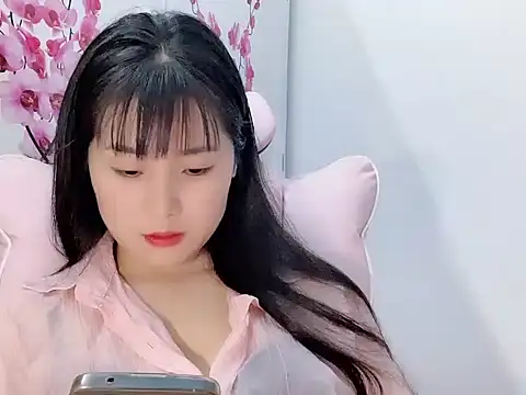 Snapshot of Lie_liee chatting on July 8, 1:08 am Lie liee online show from July 8, 1:08 am