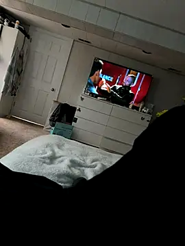 Snapshot of juanjR11 chatting on September 23, 7:54 pm juanjR11 online show from September 23, 7:54 pm