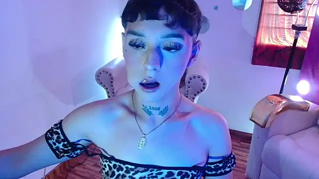 Snapshot of David_Fox01 chatting on November 28, 7:14 pm David Fox01 online show from November 28, 7:14 pm