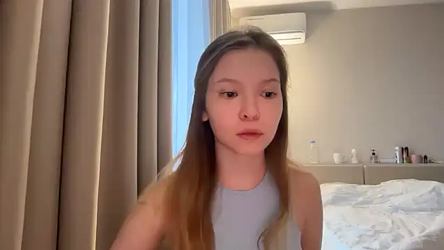 Snapshot of CandysRose chatting on April 20, 5:32 am CandysRose online show from April 20, 5:32 am