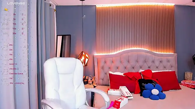 Tiffany  charm  online show from April 24, 3:30 am
