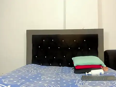 vfridaper online show from March 22, 1:12 pm