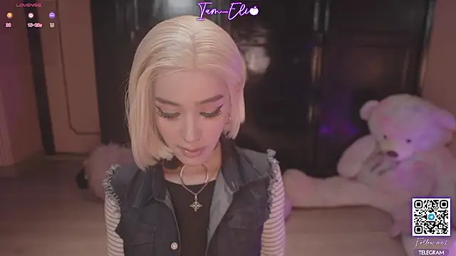 Iam elii1 online show from March 12, 10:25 pm