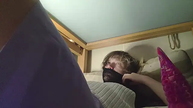 LilithsEve online show from September 30, 5:08 pm