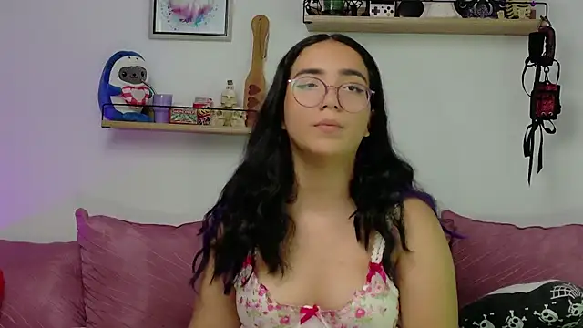 LucyDerby online show from December 2, 9:16 pm