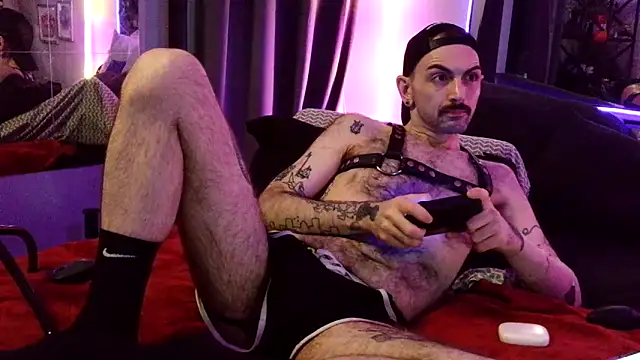 hungbot online show from April 14, 7:57 am