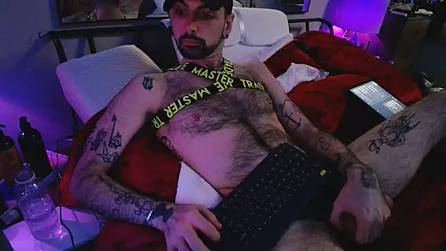 hungbot online show from December 2, 6:15 am