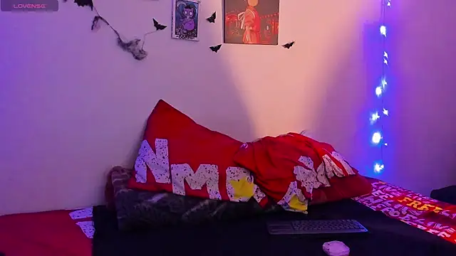 Snapshot of Dirty_Pleasure69 chatting on October 28, 9:47 pm Dirty Pleasure69 online show from October 28, 9:47 pm