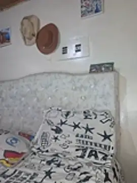 Snapshot of Harley_Miller_ chatting on July 21, 11:22 am Harley Miller online show from July 21, 11:22 am