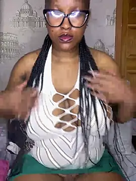 Snapshot of Bellabootie chatting on July 15, 4:41 am Bellabootie online show from July 15, 4:41 am
