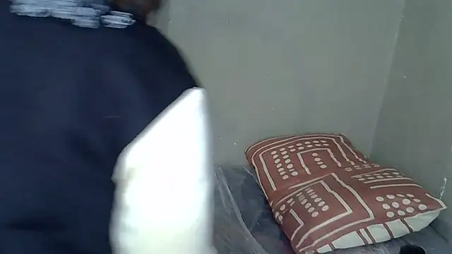 Bellabootie online show from November 25, 9:09 am