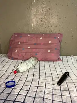 Bellabootie online show from March 6, 6:19 am