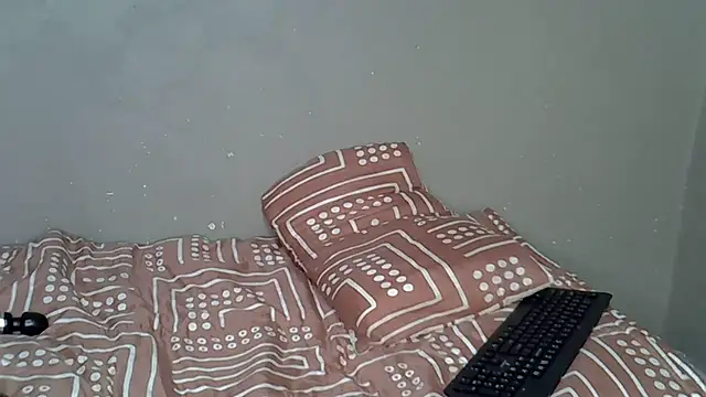 Bellabootie online show from November 30, 7:14 pm