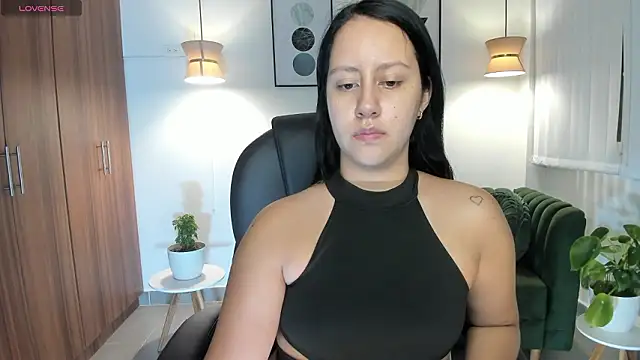 Natasha Kiim  online show from March 1, 3:28 am