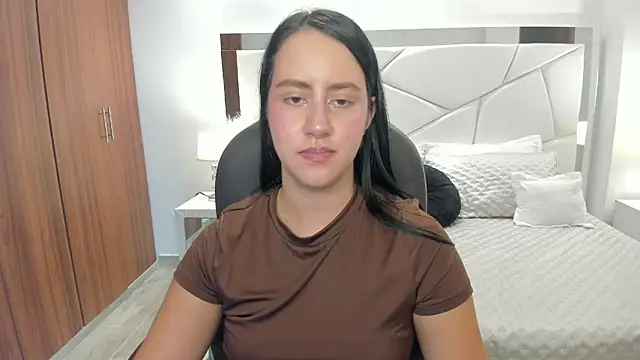 Natasha Kiim  online show from May 10, 6:17 am