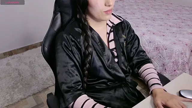 CattleyaAngel online show from May 1, 8:03 pm