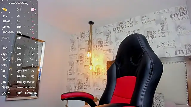 ALAHIACRUZ1 online show from February 26, 7:36 pm