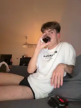 pttvnvkka online show from September 24, 7:31 pm