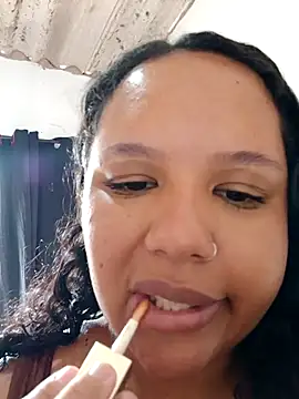 Snapshot of EggedGrowth chatting on October 29, 2:49 pm EggedGrowth online show from October 29, 2:49 pm